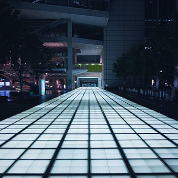 Bukiety kwiatów na wesele: Jak wybrać idealne kompozycje do Twojego wielkiego dnia